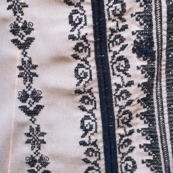 Freeway size small lovely embroidered blouse - Picture 4 of 6